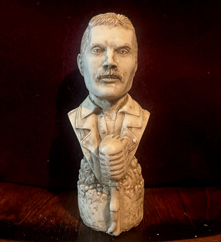Freddie mercury bust rock - freddie,