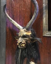 Maschera Krampus stravagante