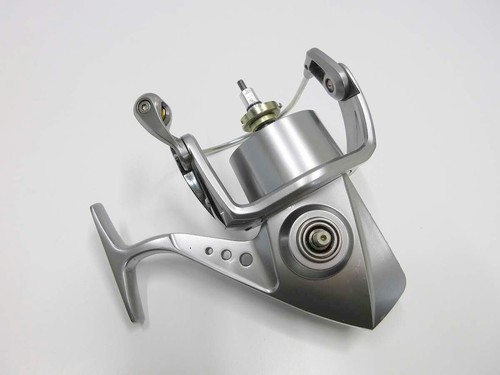 Daiwa saltiga z6000 - daiwa, body
