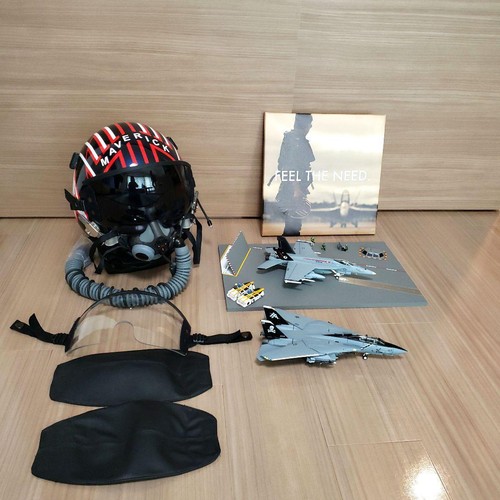 Top gun maverick helmet set - top,
