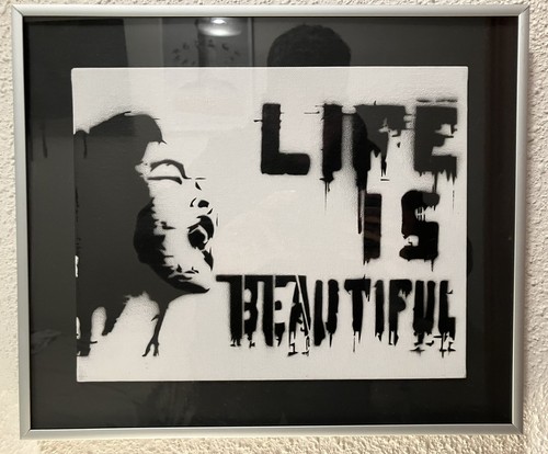 Banksy dismaland spray - dismaland,