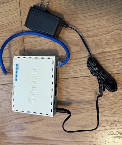 Mikrotik hex rb750gr3 - mikrotik,