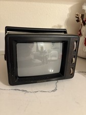 Audiovox TV portatile a colori 6" AVT-650, testato e funzionante, ottimo per gaming