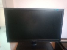 Monitor PC Samsung Syncmaster E1920 "19 Pollici VGA 1366x768 8Bit 60HZ -2011-