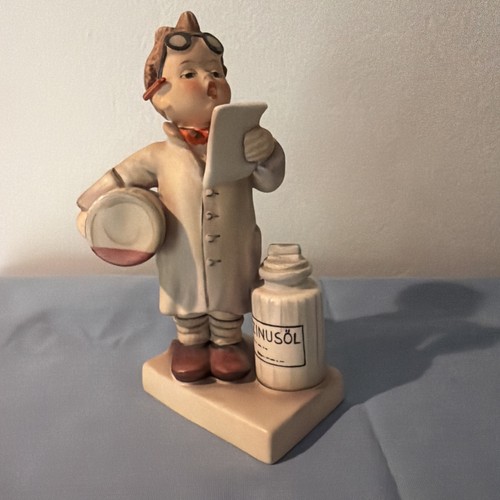 Vntg hummel figurine - hummel, "little
