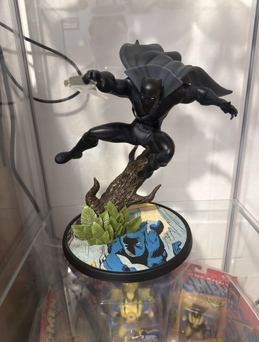 Action figures black panter - action,
