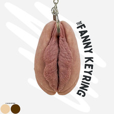 novelty vulva keyring joke