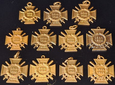 Lotto 11 x miniatura combattente anteriore croce d'onore FEK con spade ordine...