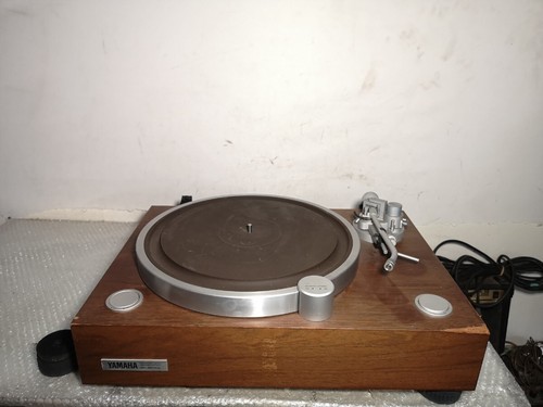 Giradischi yamaha 2000l - giradischi,