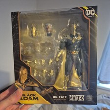 MAFEX n.244 Dr. Fate Black