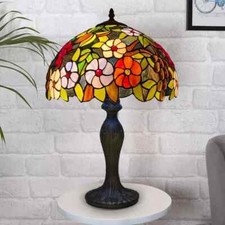 Lampada da tavolo stile