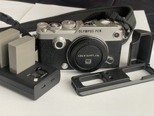 Olympus PEN-F - Silver (Body