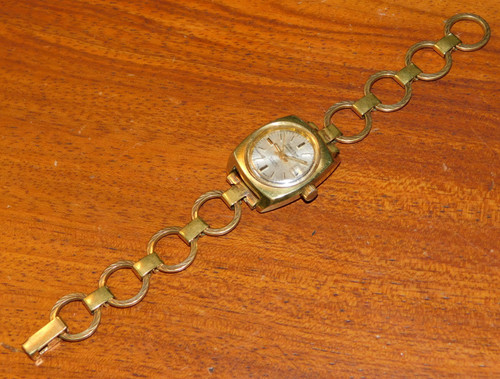 Vintage watch montre suisse - vintage,