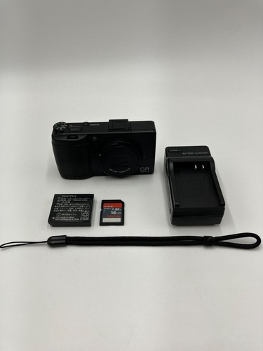 Fotocamera digitale compatta