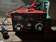 caricabatterie auto professionale