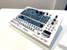 Roland SH-32 multitimbral