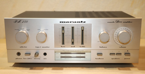 Amplificatore stereo hifi