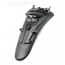 PARAFANGO POSTERIORE PORTATARGA PER PIAGGIO LIBERTY IGET 50 125 150 2015-2024