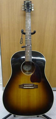 Chitarra elettrica acustica