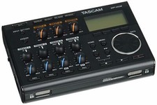 TASCAM Registratore