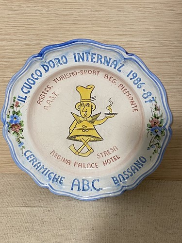 Rarissimo piatto per - per, merito