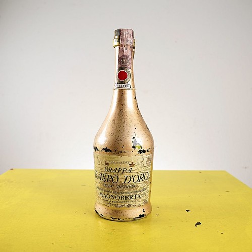 Bottiglia grappa raspo - raspo, oro