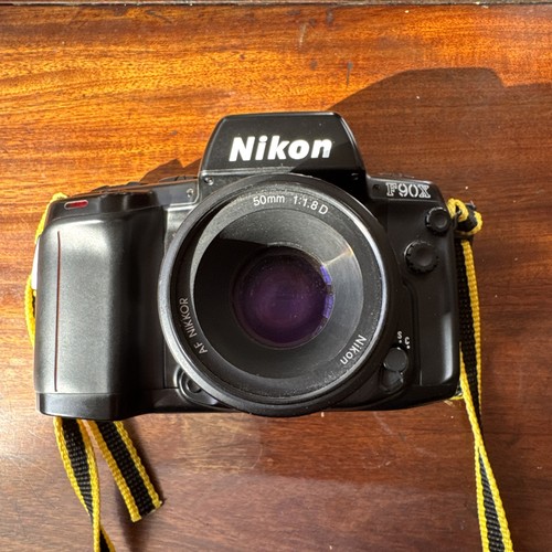 Nikon f90x film camera - film, +