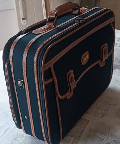 Valigieria accessori viaggio - e,