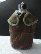 Storica Borraccia termica vintage Militare con fodera in tessuto mimetico