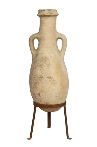 Vecchia anfora giara con