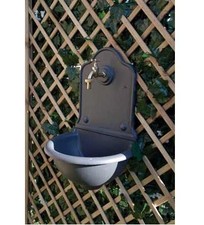 FONTANA A MURO IN GHISA STUBAI