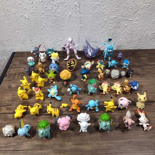 Lotto figurine pokemon - di, 51