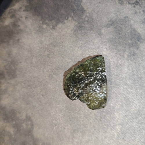 Frammento moldavite grezza - moldavite,