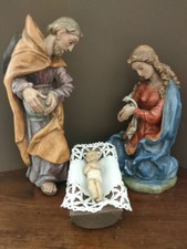 Natività antica in legno