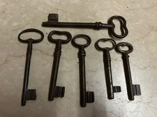 Sei Grandi Chiavi Antiche In