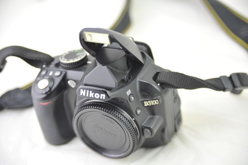 Nikon d3100 2mp dslr - d3100,