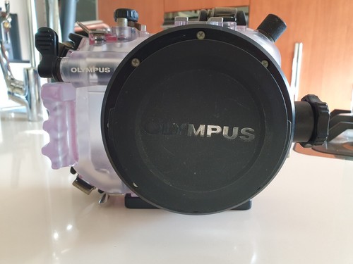 Custodia subacquea olympus - custodia,