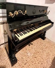 Pianoforte verticale antico
