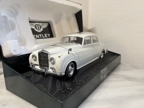 Minichamps bentley 1954 - bentley, s2