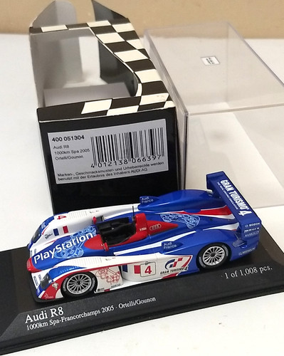 Minichamps 400051304 audi - 1/43,