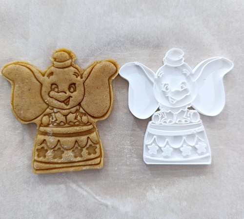 New dumbo cookie cutter - new,