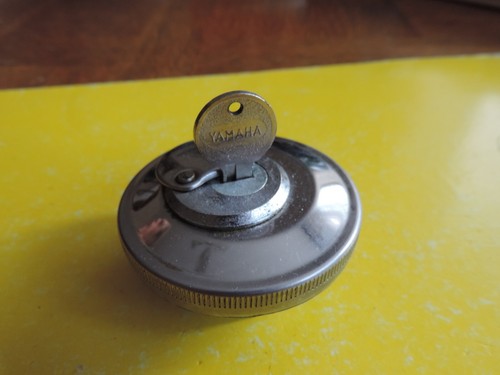 Yamaha 125 bouchon - yamaha,