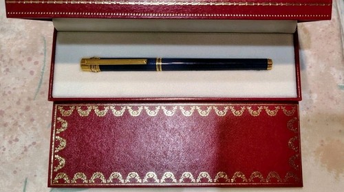 Must cartier blue laque - de,