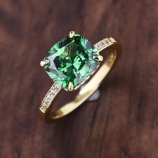 3,20 Kt Kissen Grün Diamant