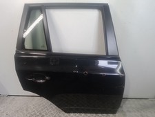 RIGHT REAR DOOR / NEGRO /