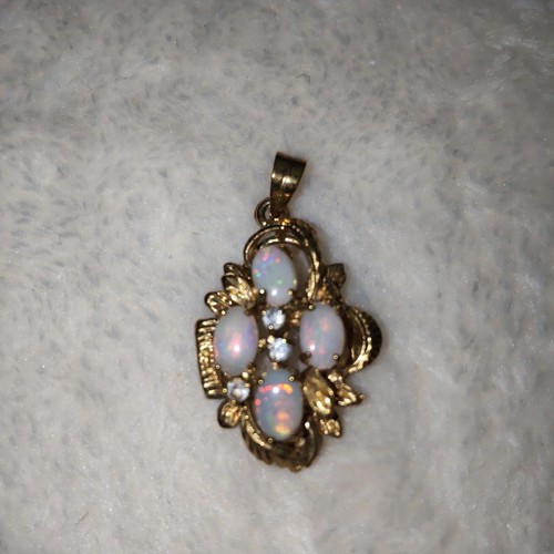 Collana vintage fiore opale
