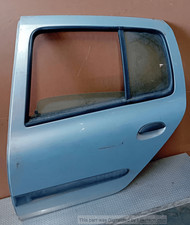 7751472475 Porta post. SX RENAULT CLIO 2a Serie 1.2 RT Ber. 5p/b/1149cc.