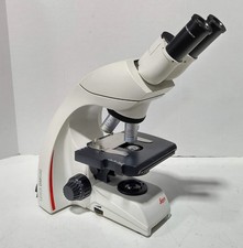 Leica DM500 Binocular