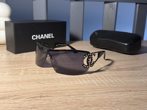 Lunettes soleil chanel - lunettes,