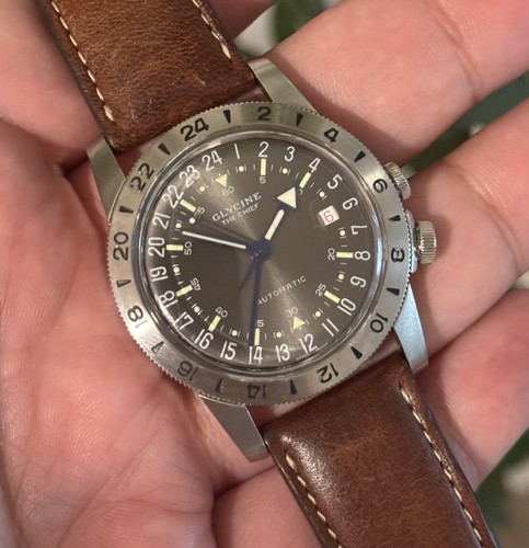 Glycine airman the chief - chief, grey